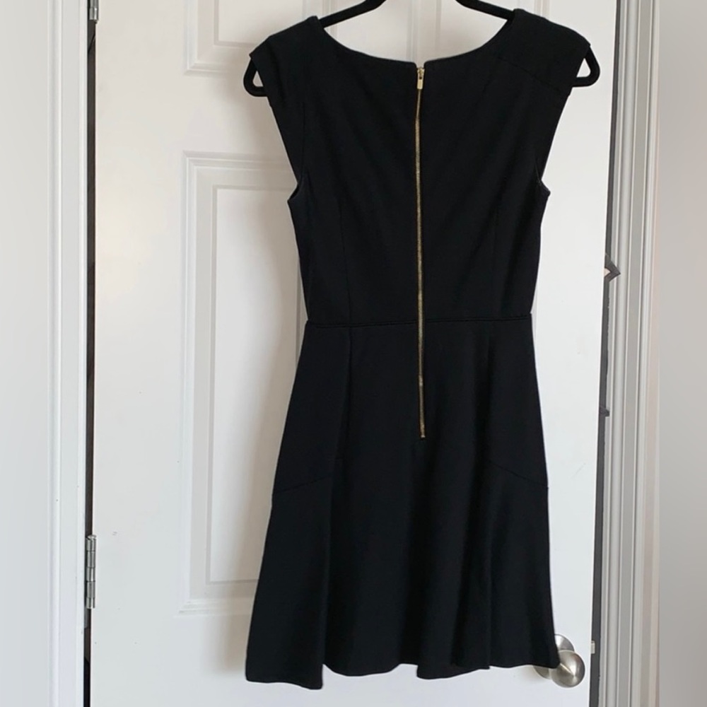 Banana Republic Women’s Short Sleeved Black A-Line Dress - Size 2P (Petite) - Picture 2 of 5